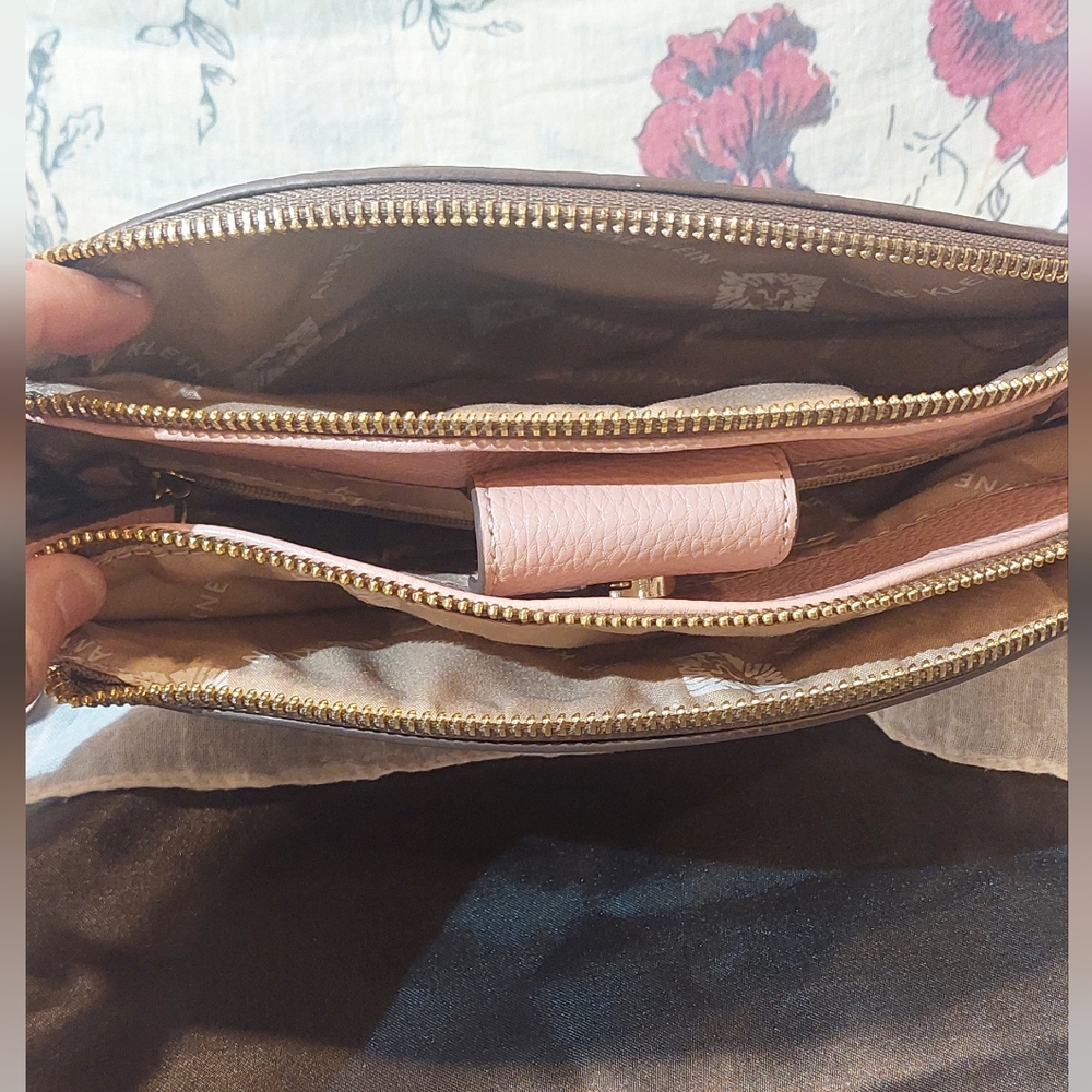Anne Klein Tan and Pink Patterned Shoulder Bag with Gold Medallion - Picture 5 of 10